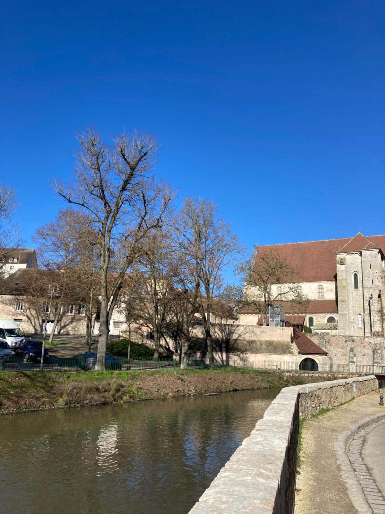 T3 De 55M2 Au Centre De Chartres Avec Parking Apartamento Exterior foto